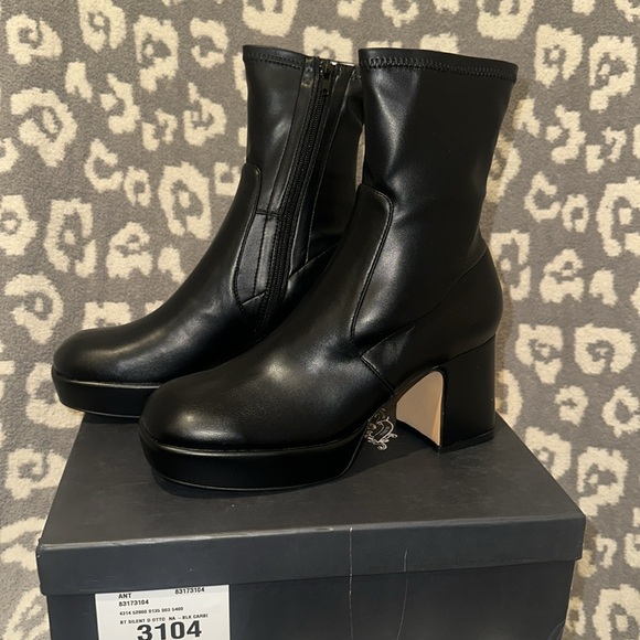 Otto Booties by Silent  D New 🆕 & Never Work 😍 - Picture 3 of 17